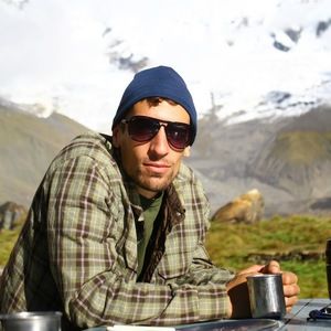 Meet your Posher, Aaron